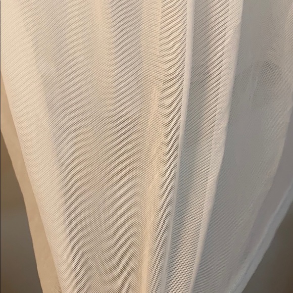 Apt 9 top - Picture 4 of 6